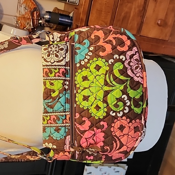 Vera Bradley saddle up bag - Picture 2 of 4